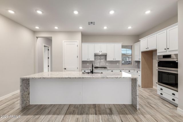 8819 N 173RD Avenue, Waddell, AZ 85355