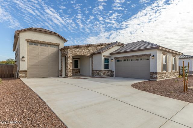 8819 N 173RD Avenue, Waddell, AZ 85355