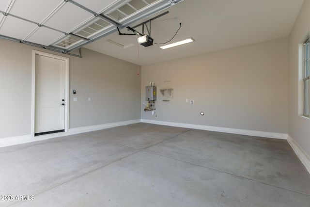 8819 N 173RD Avenue, Waddell, AZ 85355