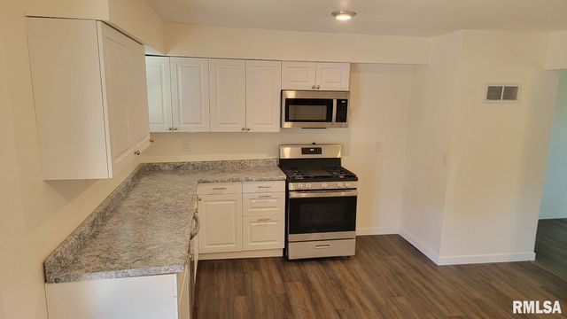 125 CALUMET Road, Marquette Heights, IL 61554