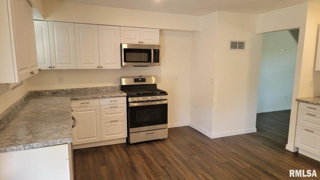 125 CALUMET Road, Marquette Heights, IL 61554