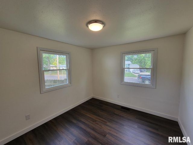 125 CALUMET Road, Marquette Heights, IL 61554