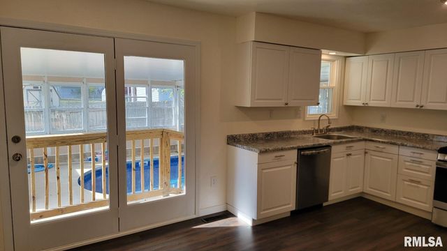 125 CALUMET Road, Marquette Heights, IL 61554