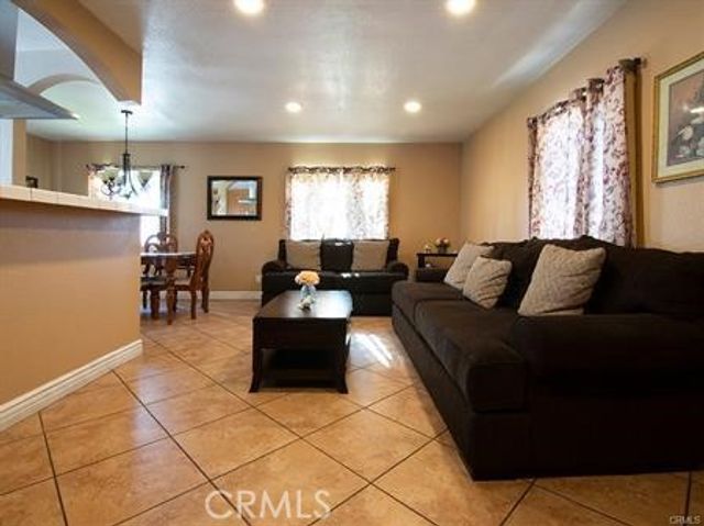 4525 W 137th, Hawthorne, CA 90250