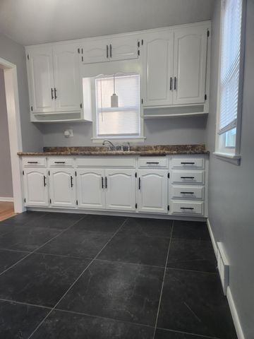 16612 Minnetonka Boulevard, Minnetonka, MN 55345