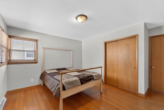 532 Rose Ann DRIVE, Burlington, WI 53105