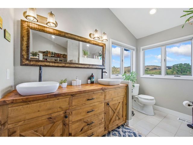 5620 Wild Plum Dr, Loveland, CO 80537