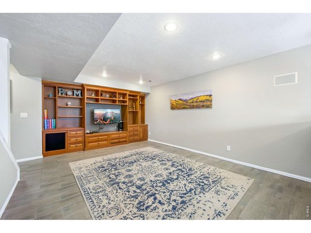 5620 Wild Plum Dr, Loveland, CO 80537