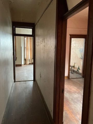 5716 S Indiana Avenue, Chicago, IL 60637