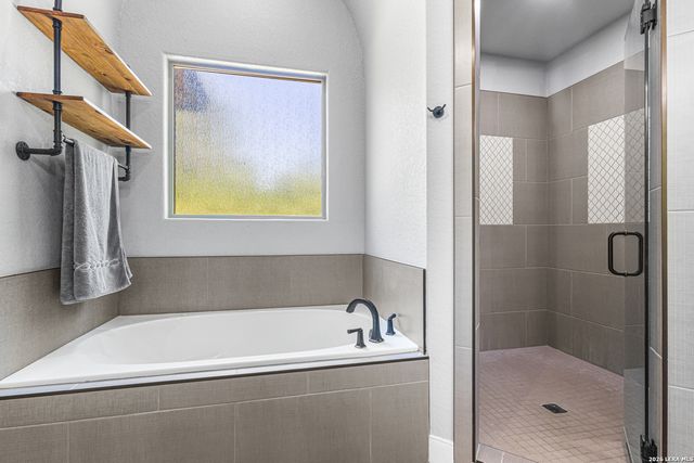 291 Strasbourg, Castroville, TX 78009