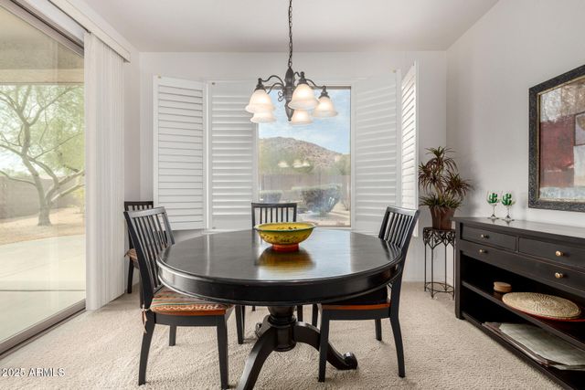 1189 W CUTLEAF Circle, San Tan Valley, AZ 85143