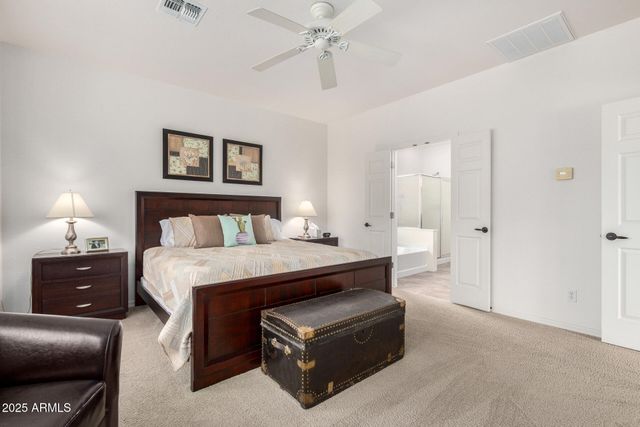 1189 W CUTLEAF Circle, San Tan Valley, AZ 85143