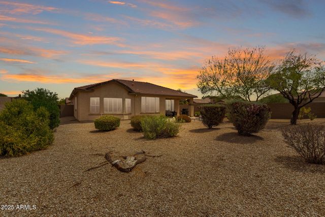 1189 W CUTLEAF Circle, San Tan Valley, AZ 85143