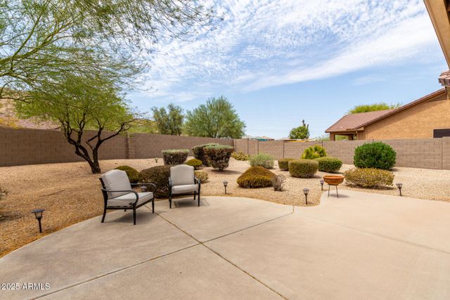 1189 W CUTLEAF Circle, San Tan Valley, AZ 85143