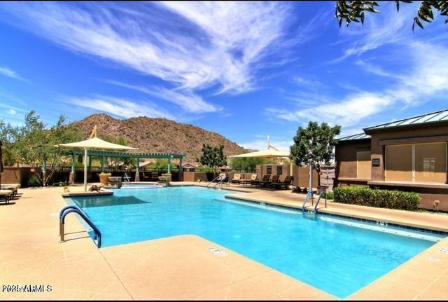 1189 W CUTLEAF Circle, San Tan Valley, AZ 85143