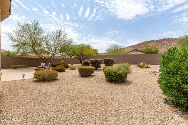 1189 W CUTLEAF Circle, San Tan Valley, AZ 85143