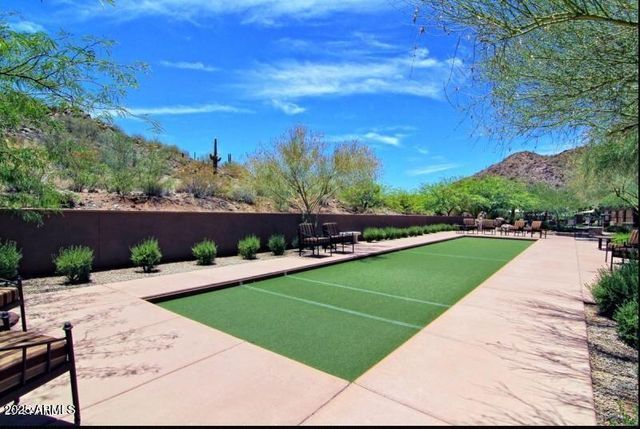 1189 W CUTLEAF Circle, San Tan Valley, AZ 85143
