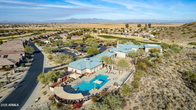 1189 W CUTLEAF Circle, San Tan Valley, AZ 85143