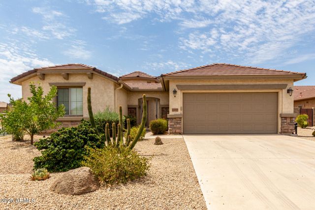 1189 W CUTLEAF Circle, San Tan Valley, AZ 85143