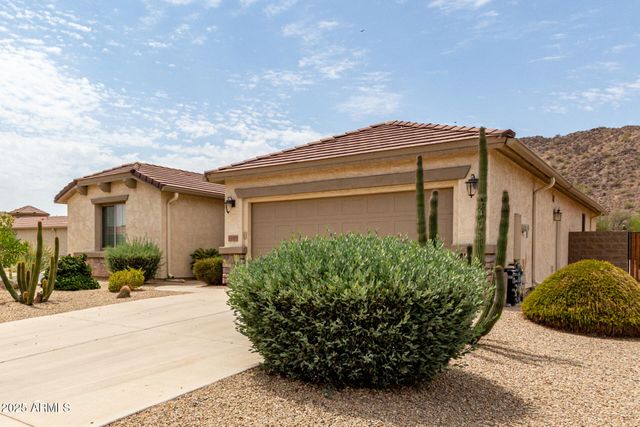 1189 W CUTLEAF Circle, San Tan Valley, AZ 85143
