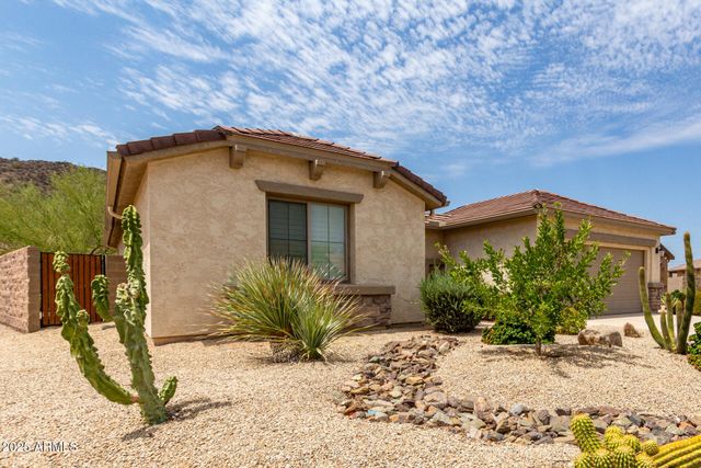 1189 W CUTLEAF Circle, San Tan Valley, AZ 85143