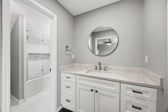 1636 W Red Bird Lane, Dallas, TX 75232