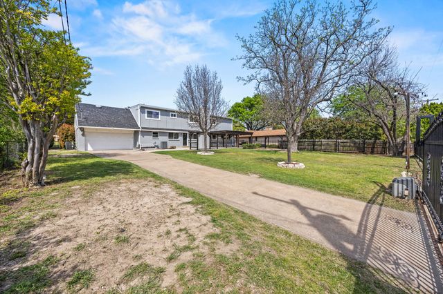 1636 W Red Bird Lane, Dallas, TX 75232