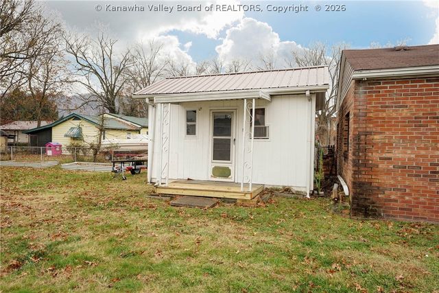 2617 Dunbar Avenue, Dunbar, WV 25064