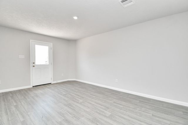 1361 Road 5102, Cleveland, TX 77327