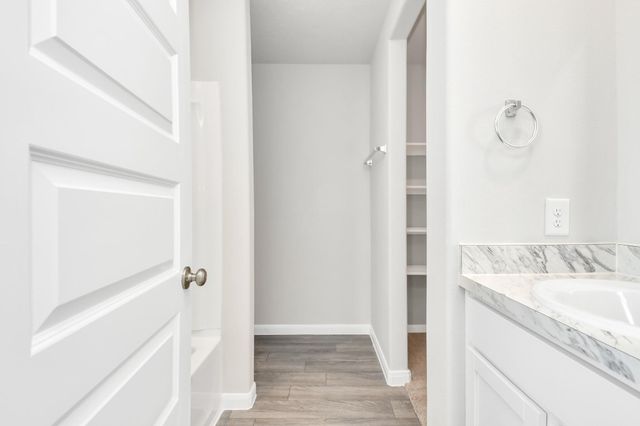 1361 Road 5102, Cleveland, TX 77327