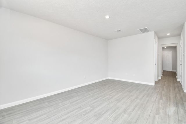 1361 Road 5102, Cleveland, TX 77327