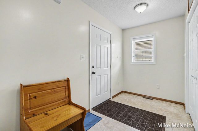 2079 W Mcmillan Road, Fruitland Twp, MI 49445