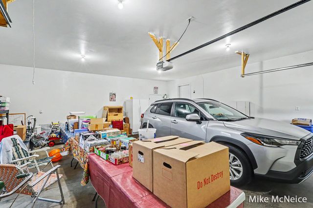 2079 W Mcmillan Road, Fruitland Twp, MI 49445