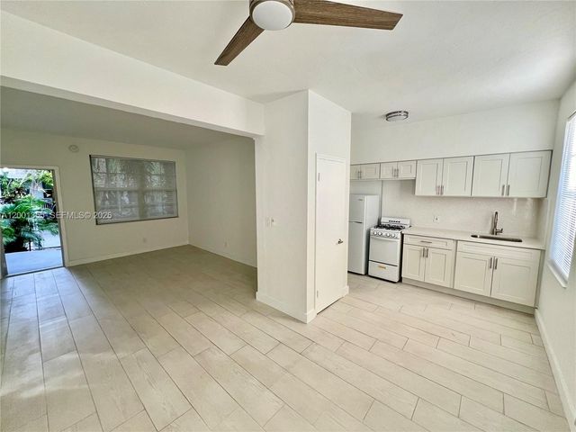 135 3rd St 25, Miami Beach, FL 33139