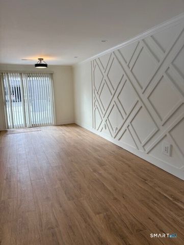 7 Spring Street 7, Wethersfield, CT 06109