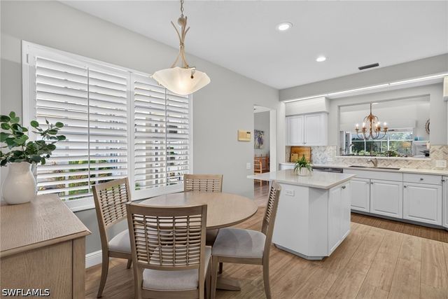 3852 Clipper Cove DR, Naples, FL 34112