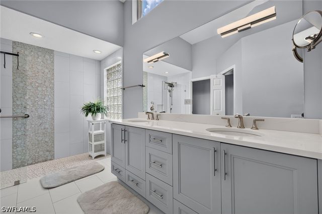 3852 Clipper Cove DR, Naples, FL 34112