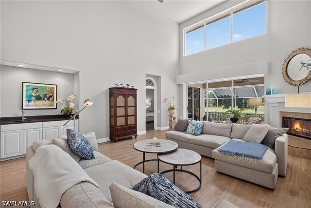 3852 Clipper Cove DR, Naples, FL 34112