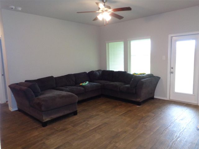 20136 Lecrete Mill Drive, New Caney, TX 77357