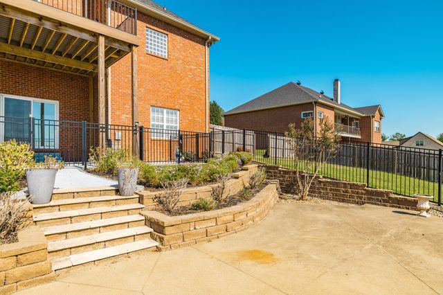 108 Chalford Pl, Lebanon, TN 37087