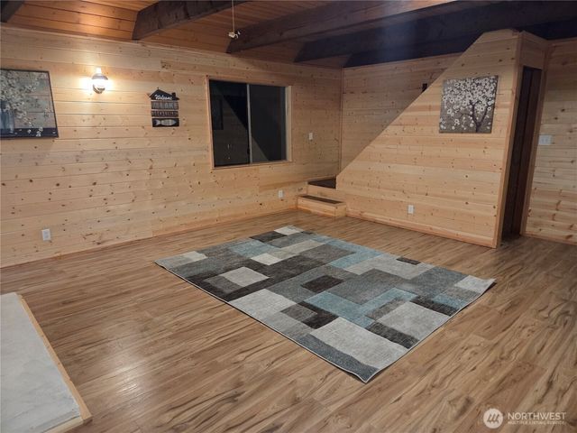 41 N Mt Rose Avenue, Hoodsport, WA 98548