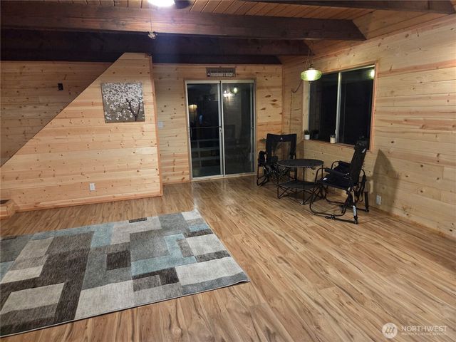 41 N Mt Rose Avenue, Hoodsport, WA 98548