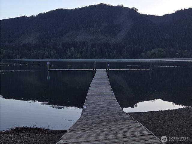 41 N Mt Rose Avenue, Hoodsport, WA 98548