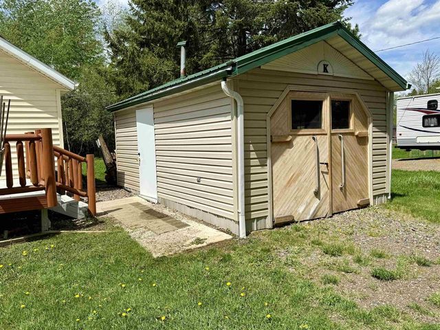 N15539 10TH AVENUE, Park Falls, WI 54552