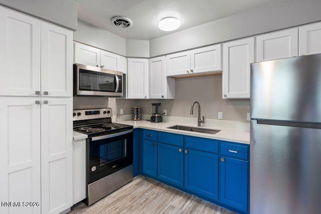 1081 Brinkby Avenue, Reno, NV 89509