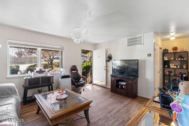 1081 Brinkby Avenue, Reno, NV 89509