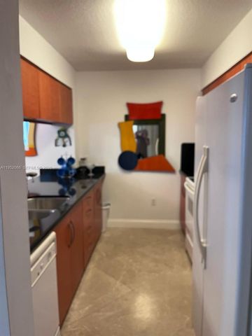 1200 Brickell Bay Dr 3921, Miami, FL 33131