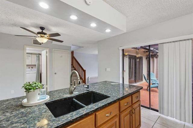 1176 SW 118th Terrace, Davie, FL 33325