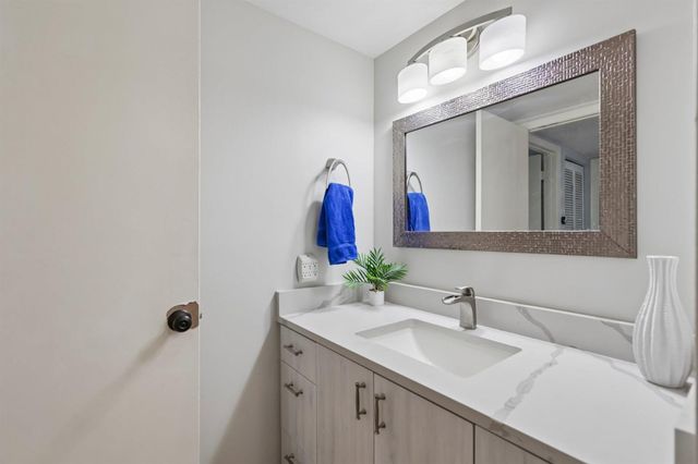 1176 SW 118th Terrace, Davie, FL 33325