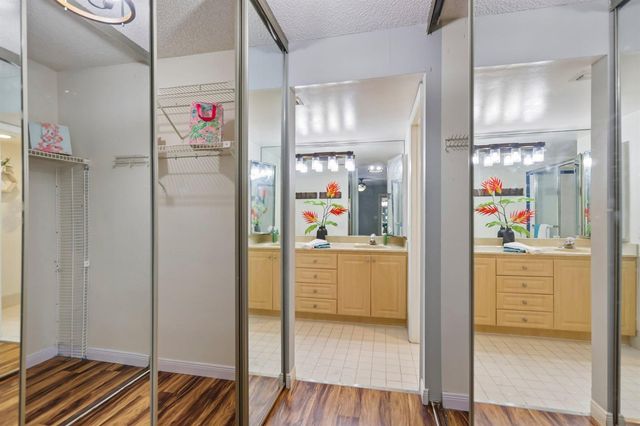 1176 SW 118th Terrace, Davie, FL 33325
